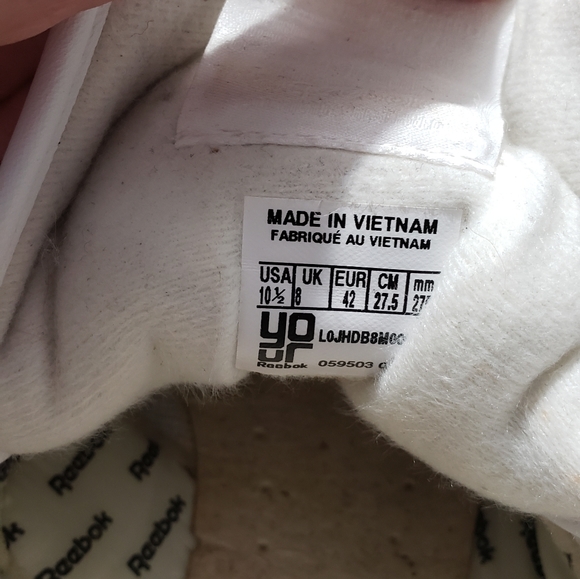 Hit Top Reeboks - Picture 3 of 4